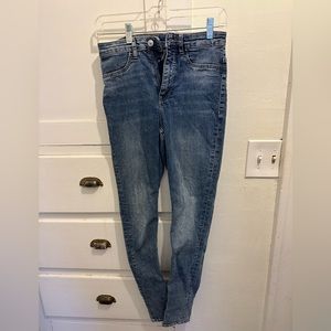 Comfortable denim. Skinny jeans H&M divided brand